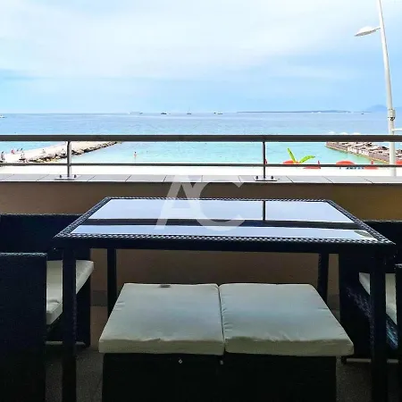 2 Bedrooms With Sea View - Victoria Palace